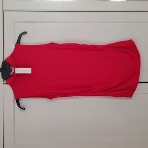 Sleeveless turtleneck